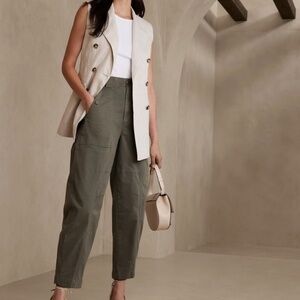 Banana Republic Barrel Pant